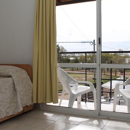 Brisas Del Lago Apartamentos Colon  Bagian luar foto