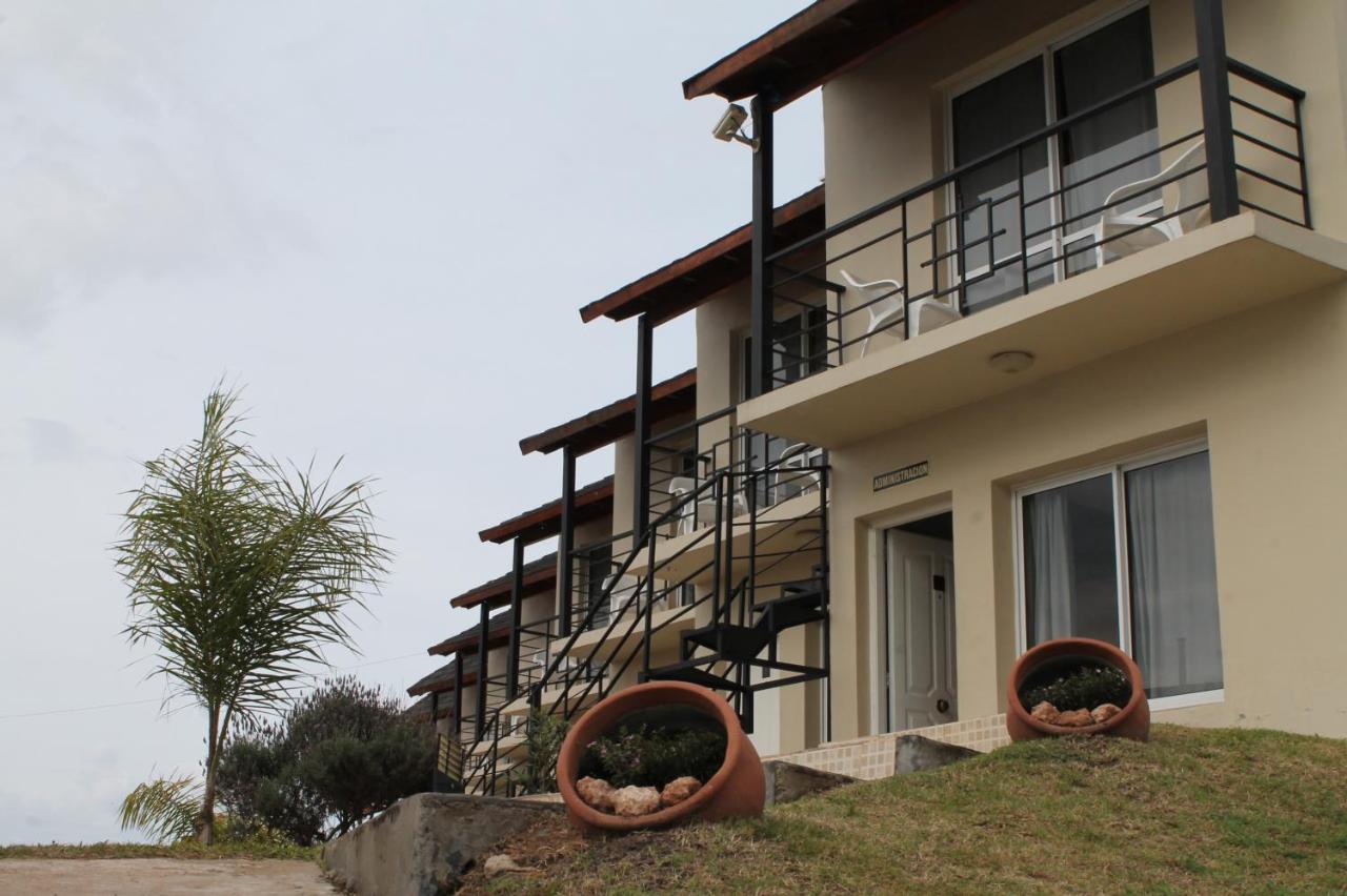 Brisas Del Lago Apartamentos Colon  Bagian luar foto