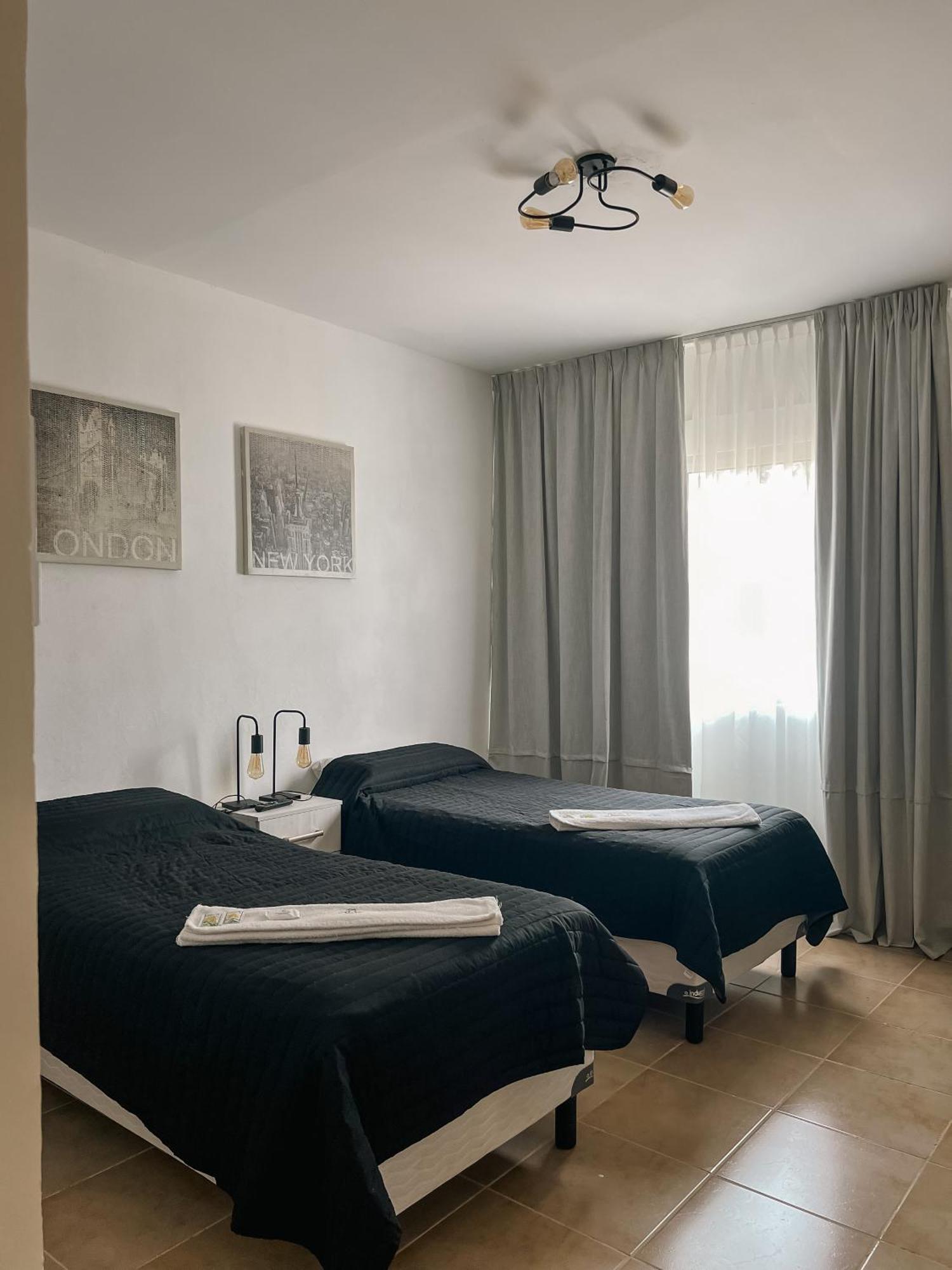 Brisas Del Lago Apartamentos Colon  Bagian luar foto