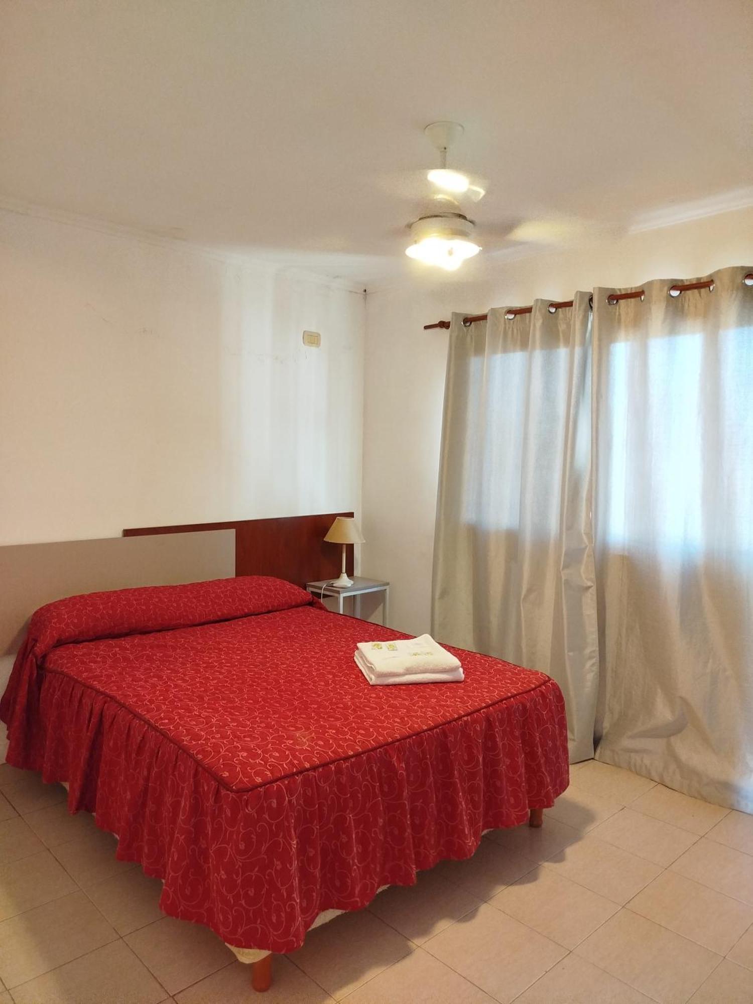 Brisas Del Lago Apartamentos Colon  Bagian luar foto