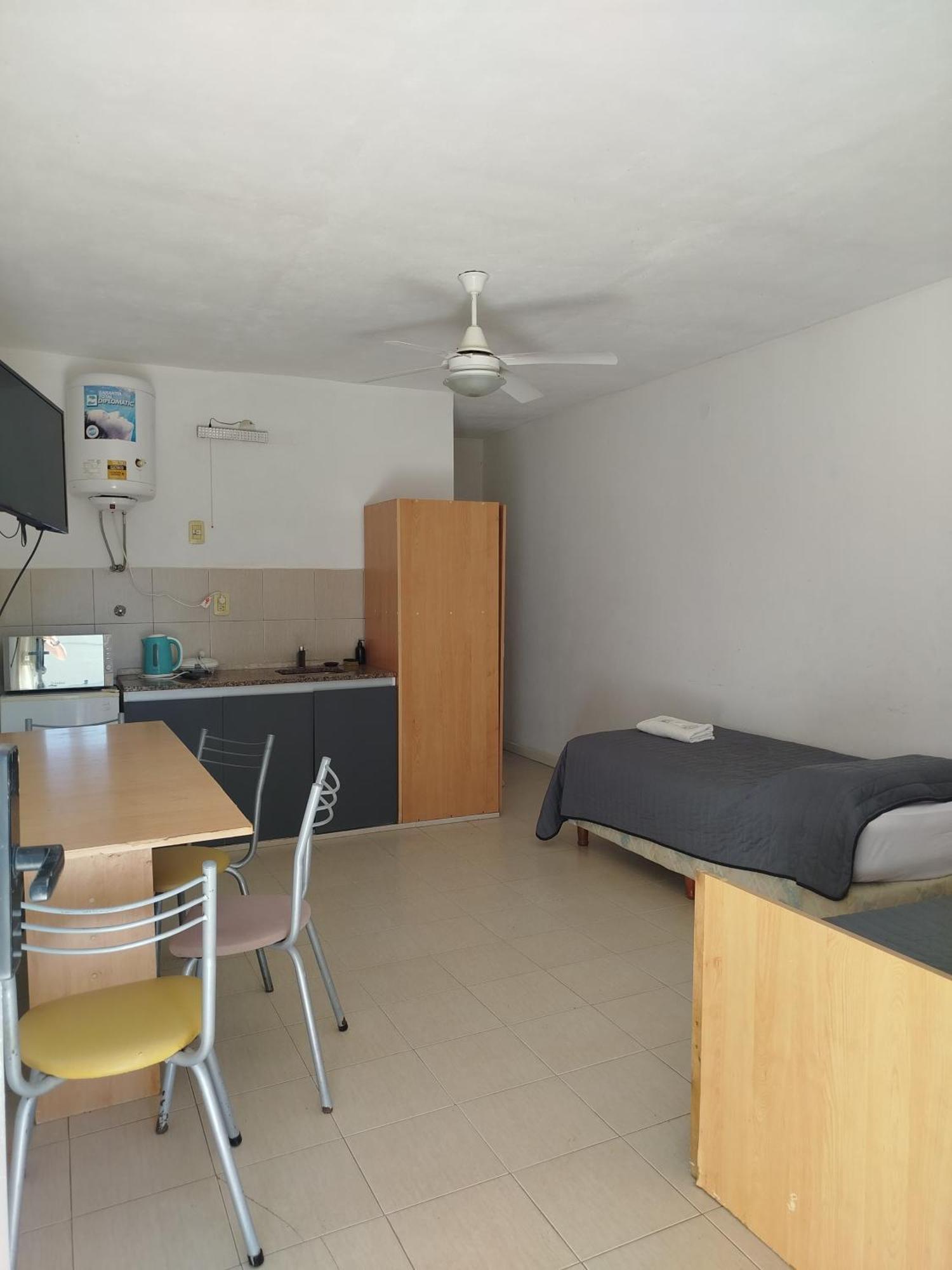 Brisas Del Lago Apartamentos Colon  Bagian luar foto